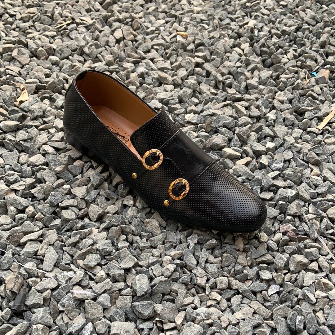 The Golden Buckle Black.