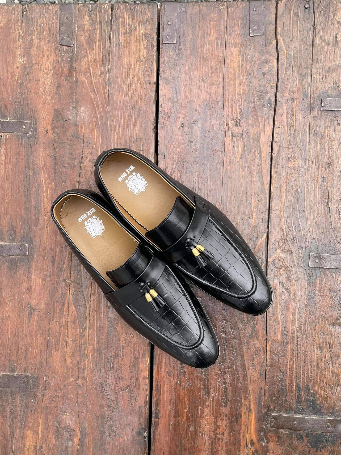 Embosed Black Loafers