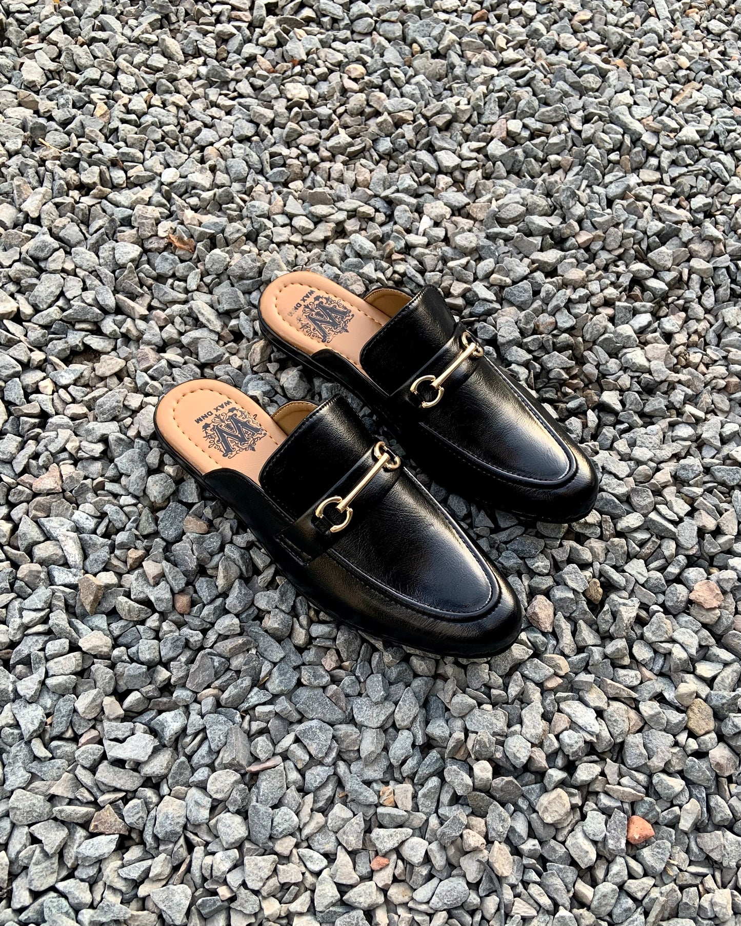 The Lazy Mules (Black)