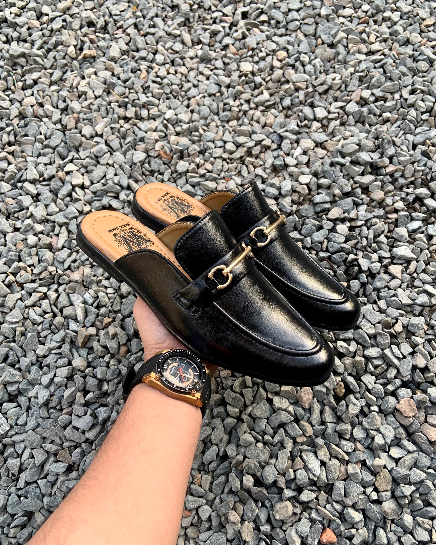 The Lazy Mules (Black)