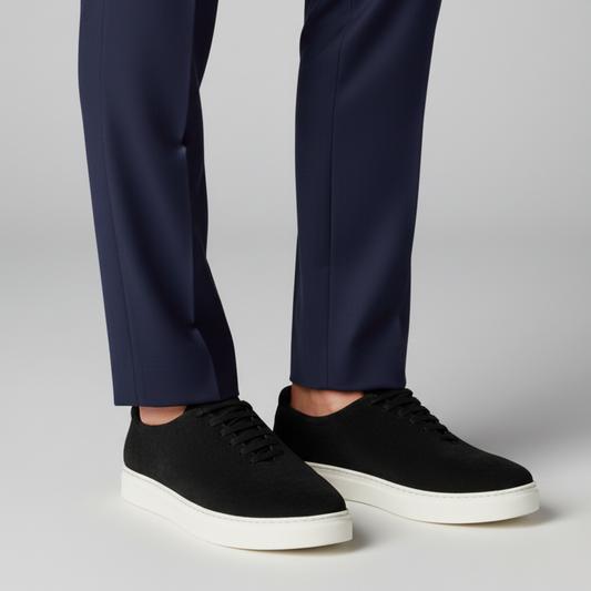 The Ghost (Black)
